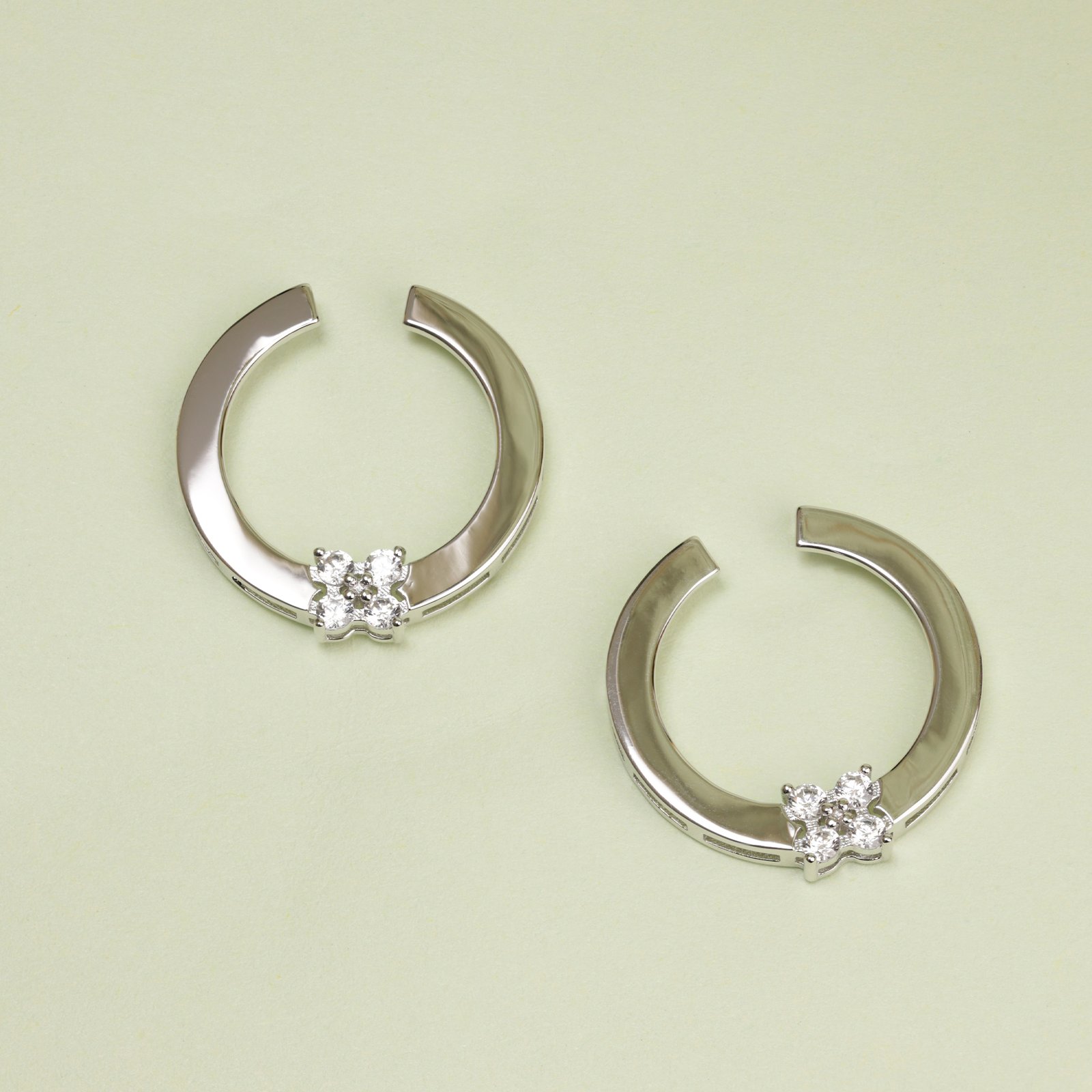 Earing Moi Cocktail - Image 2