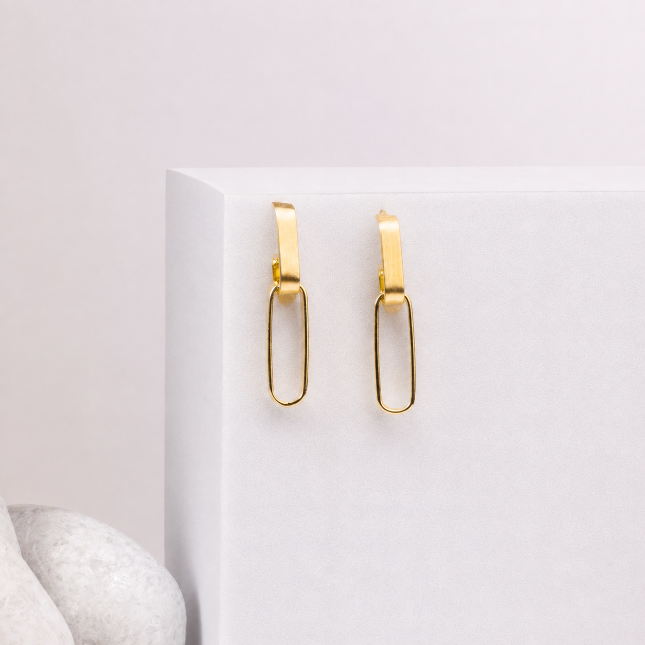 Modern Interlocking Link Dangler Earring