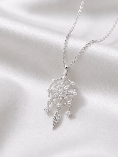 The Pearl Dreamweaver Necklace