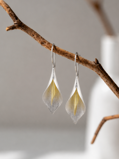 Calla Lily Botanical Dangler Earring