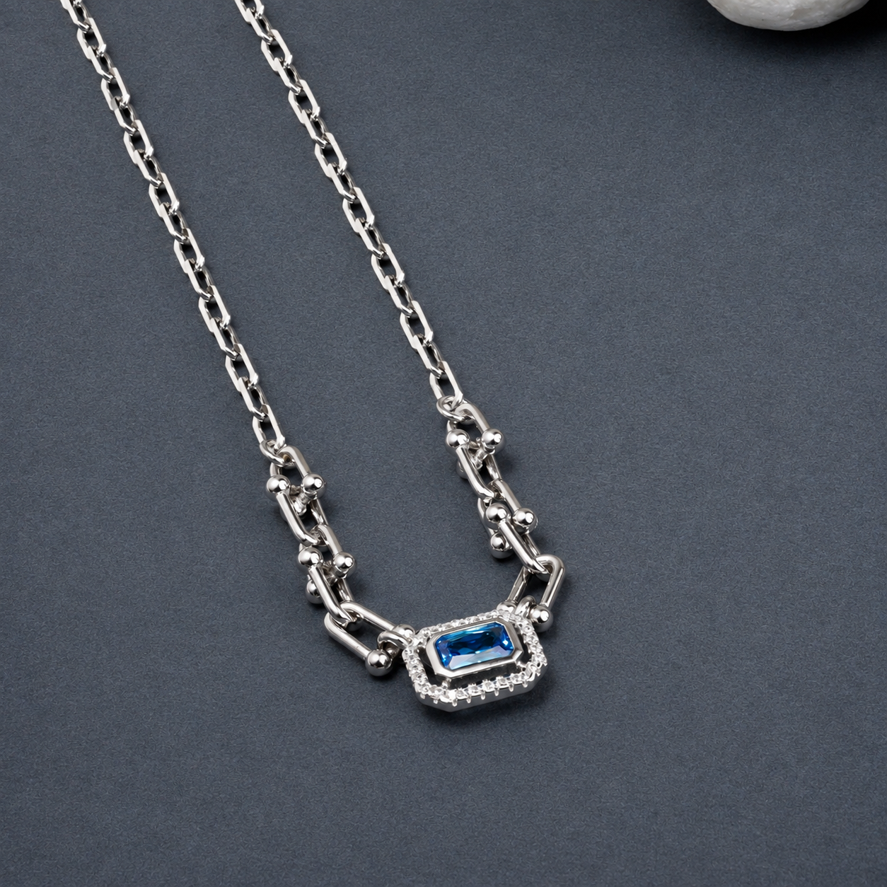 Vittoria Luxe Link Necklace