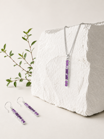 The Violet Twilight Linear Set