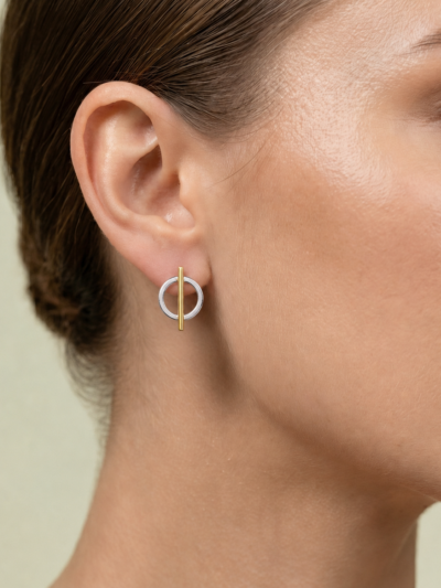 Minimalist Circle Line earring