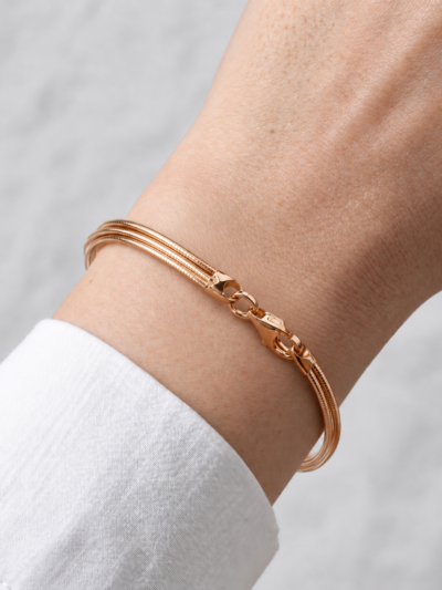 Whispering Omega Wave Anklet