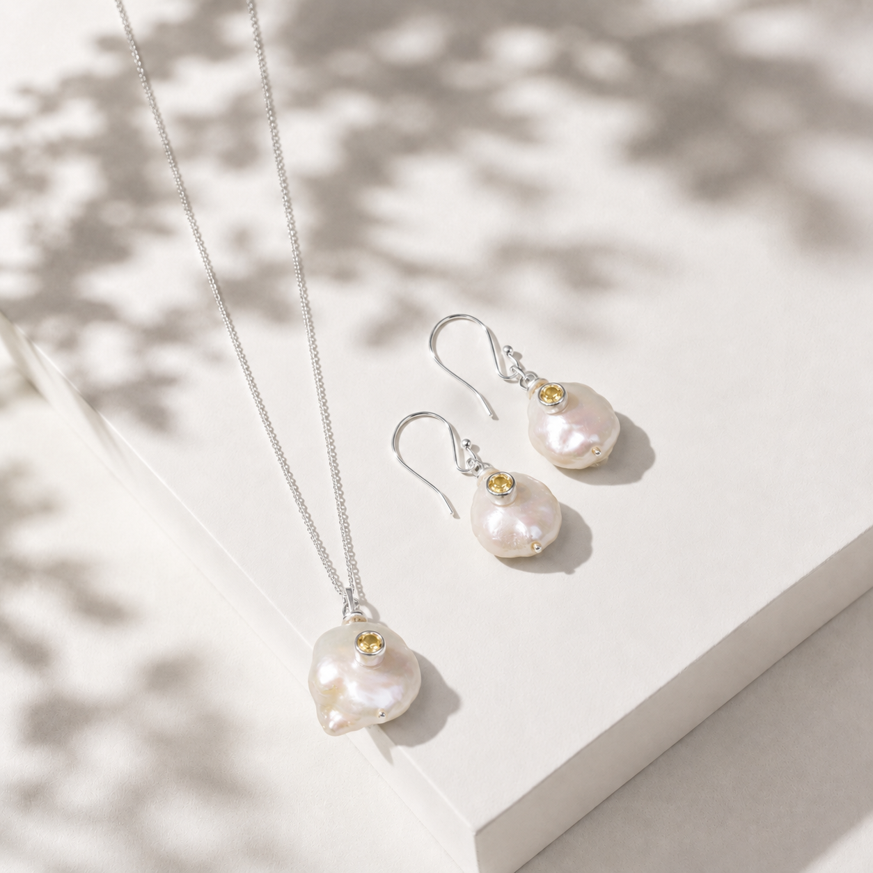 The Sunlit Baroque Drop Set