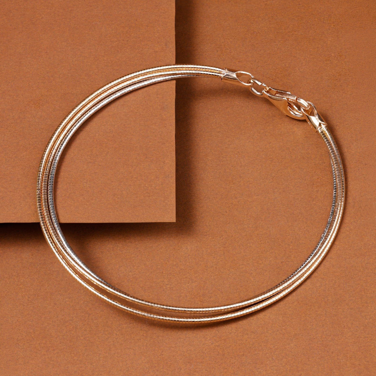 Whispering Omega Wave Anklet - Image 5
