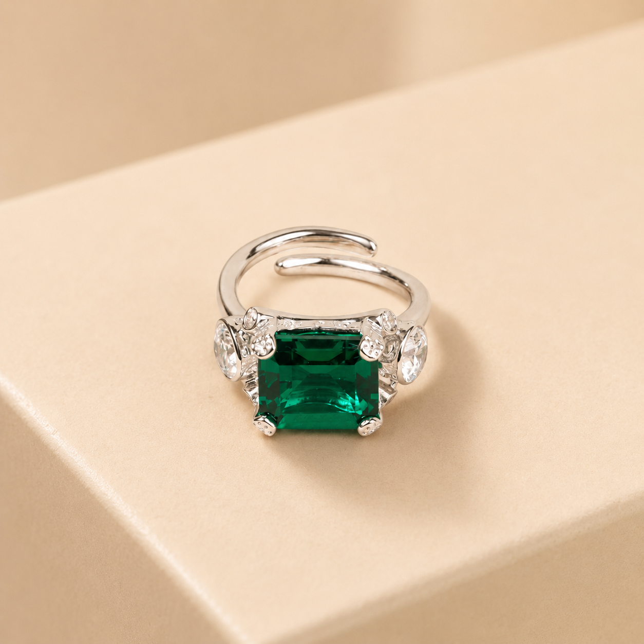 Spiral Bliss Emerald Ring - Image 2