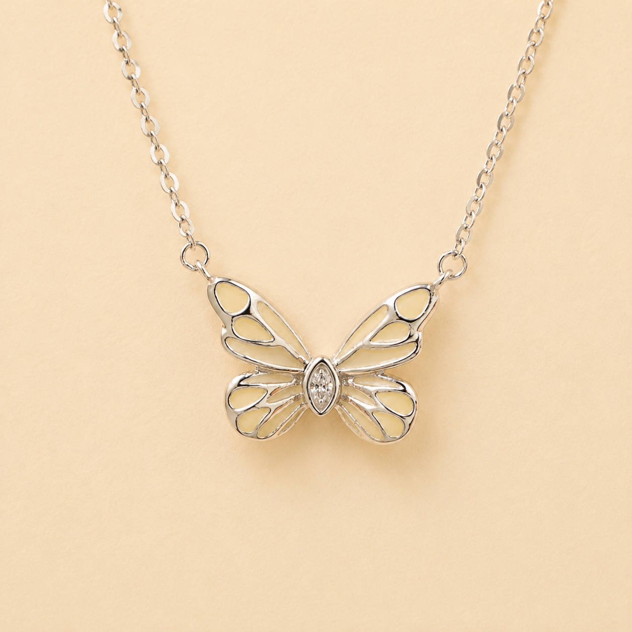 Sapphire Aura Necklace - Image 3