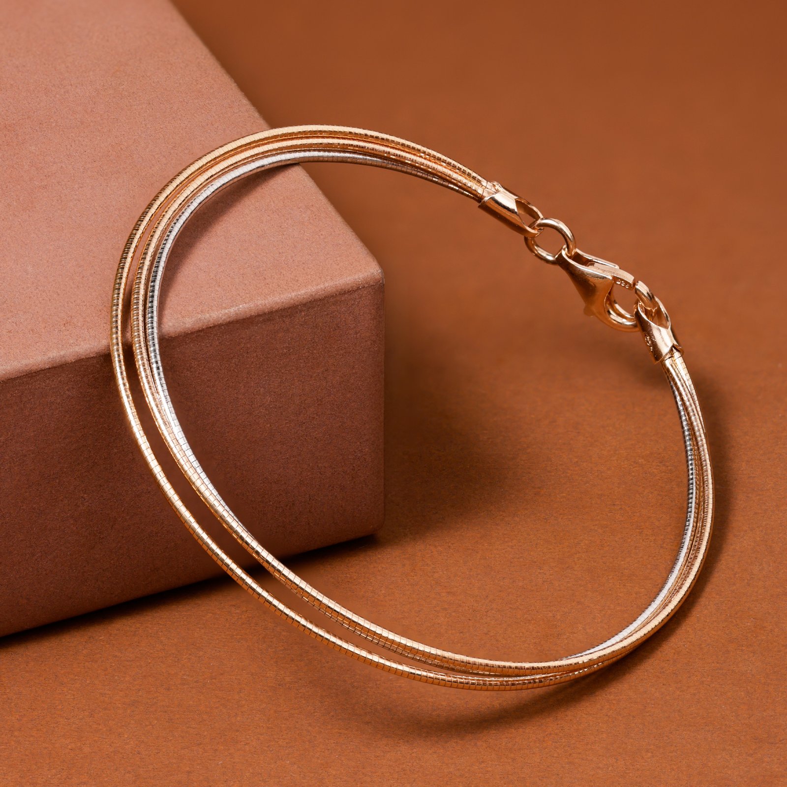 Whispering Omega Wave Anklet - Image 4