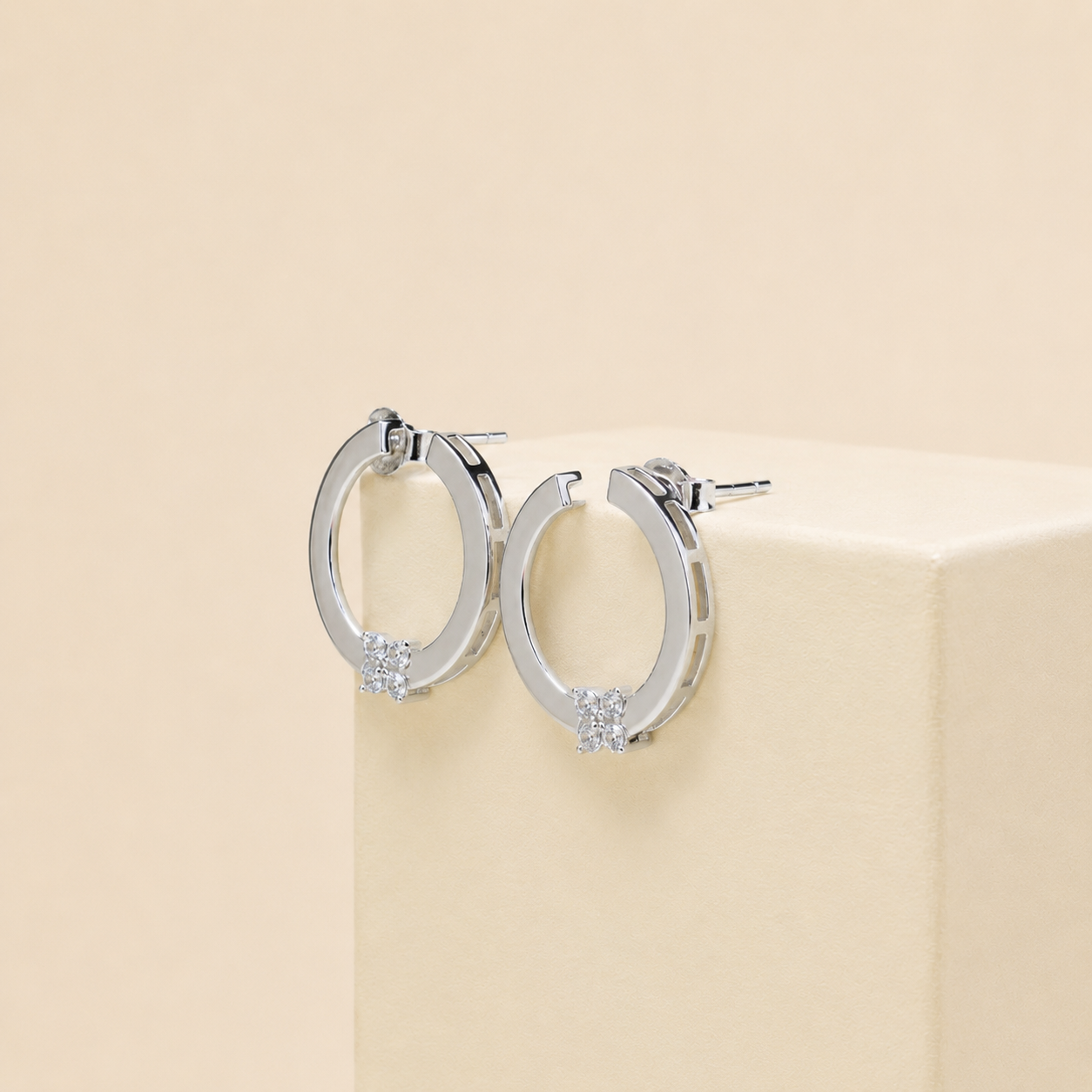 Silver Crescent Floral top earring - Image 3