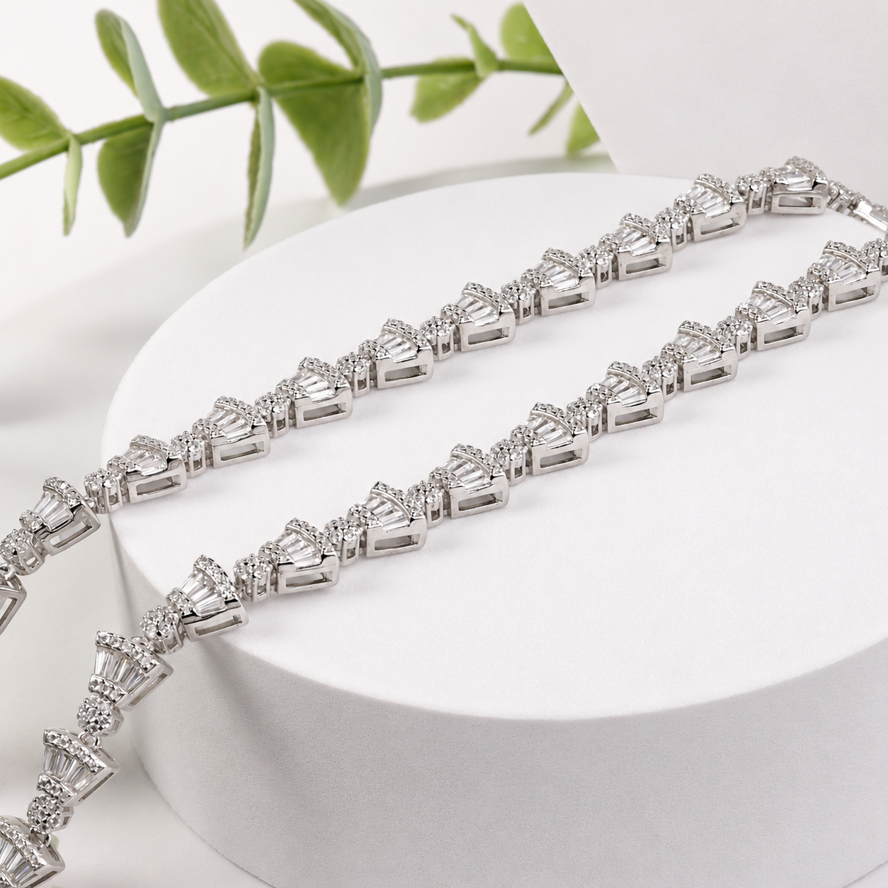 Royal Bridal Anklet Pair - Image 4