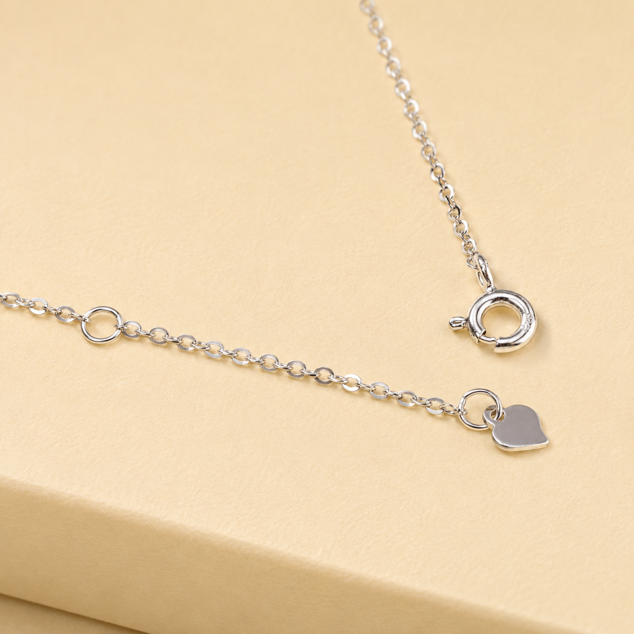 Sapphire Aura Necklace - Image 4