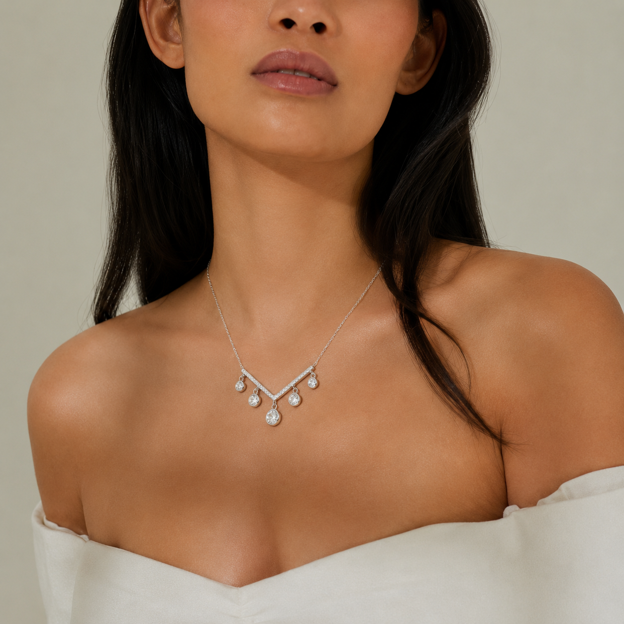Chevron V-Bar Necklace - Image 4