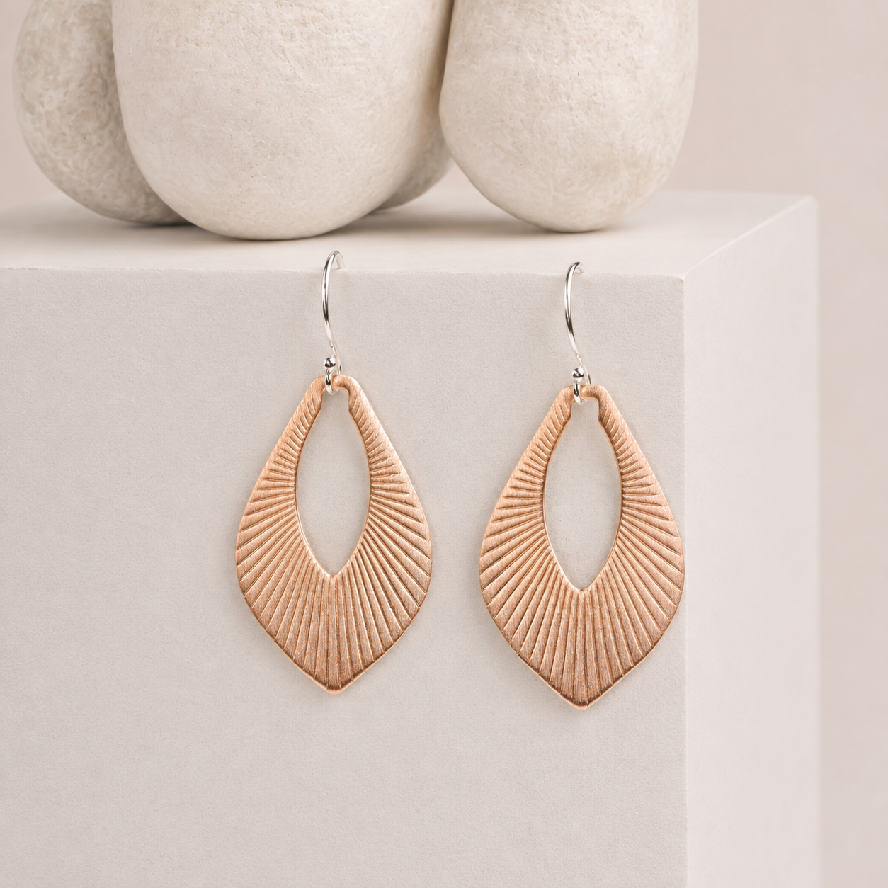 Textured Rose Leaf Dangler Earring - Image 4
