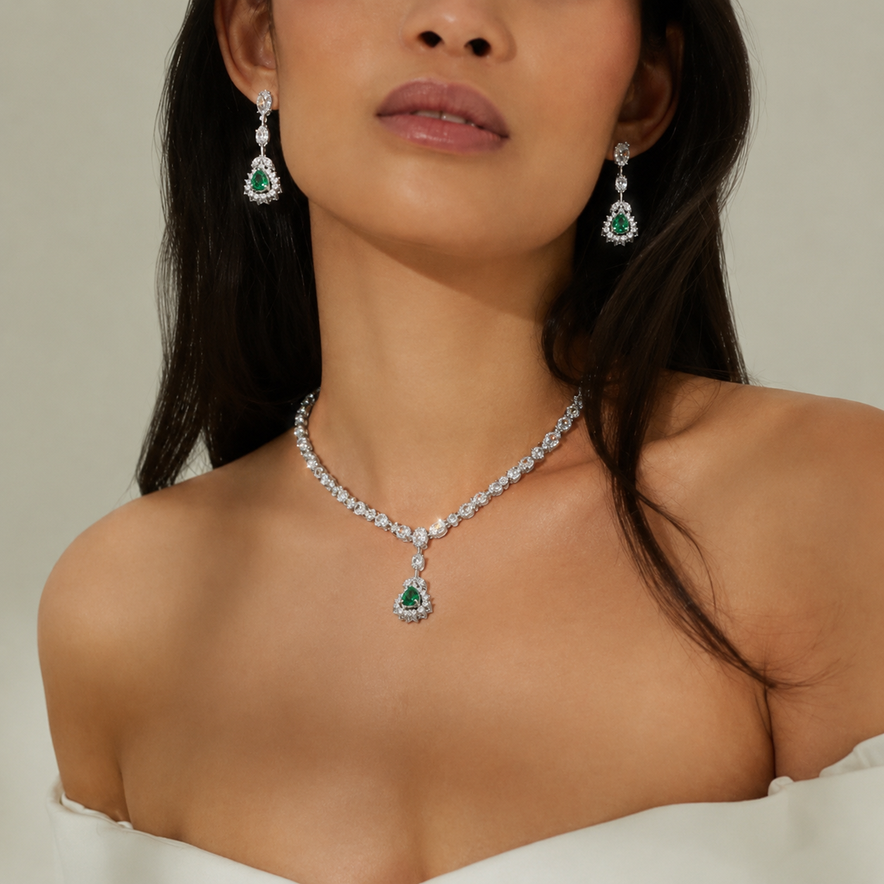 The Emerald Empress Parure Set - Image 5